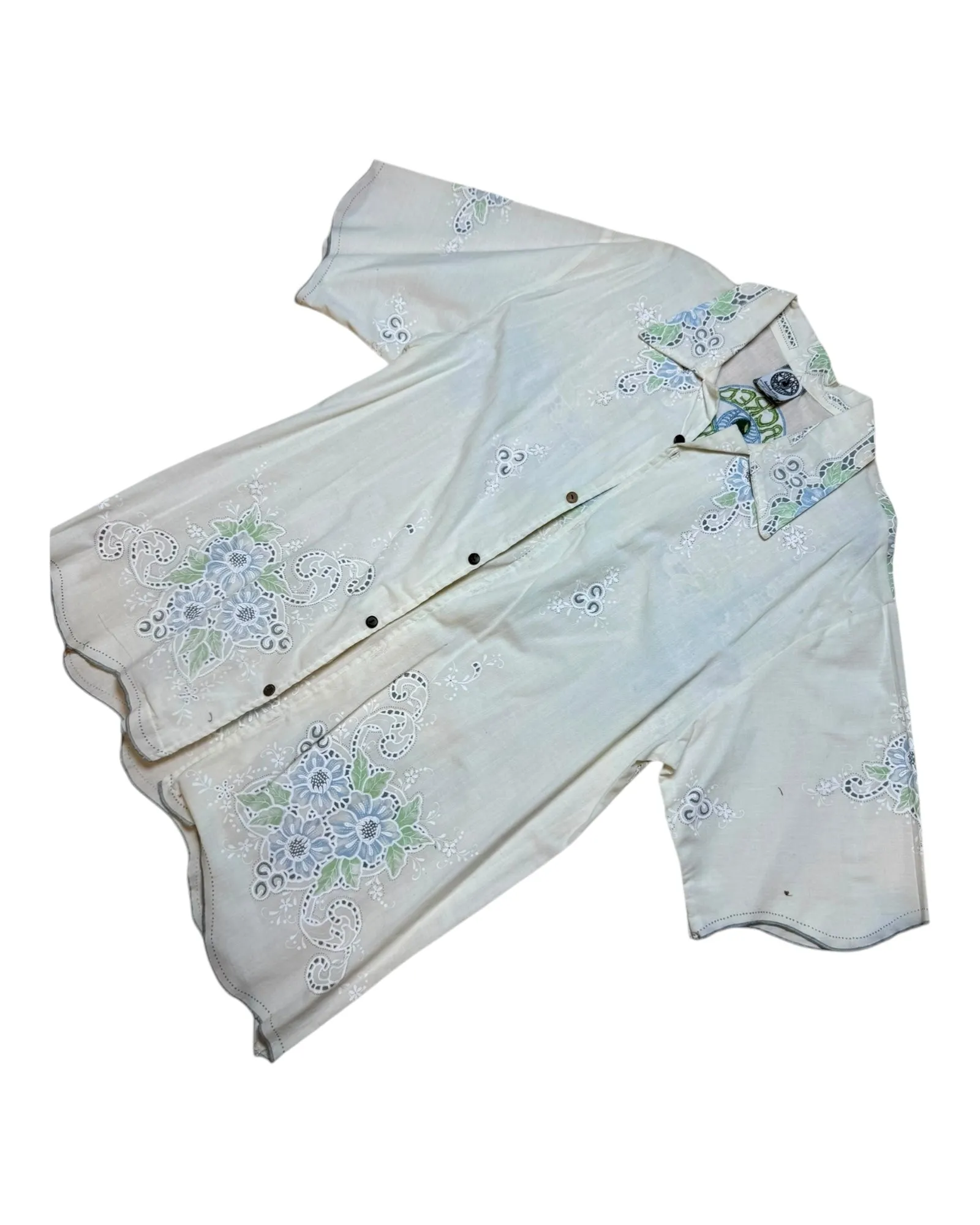“Aquafauna” Tablecloth Button Down