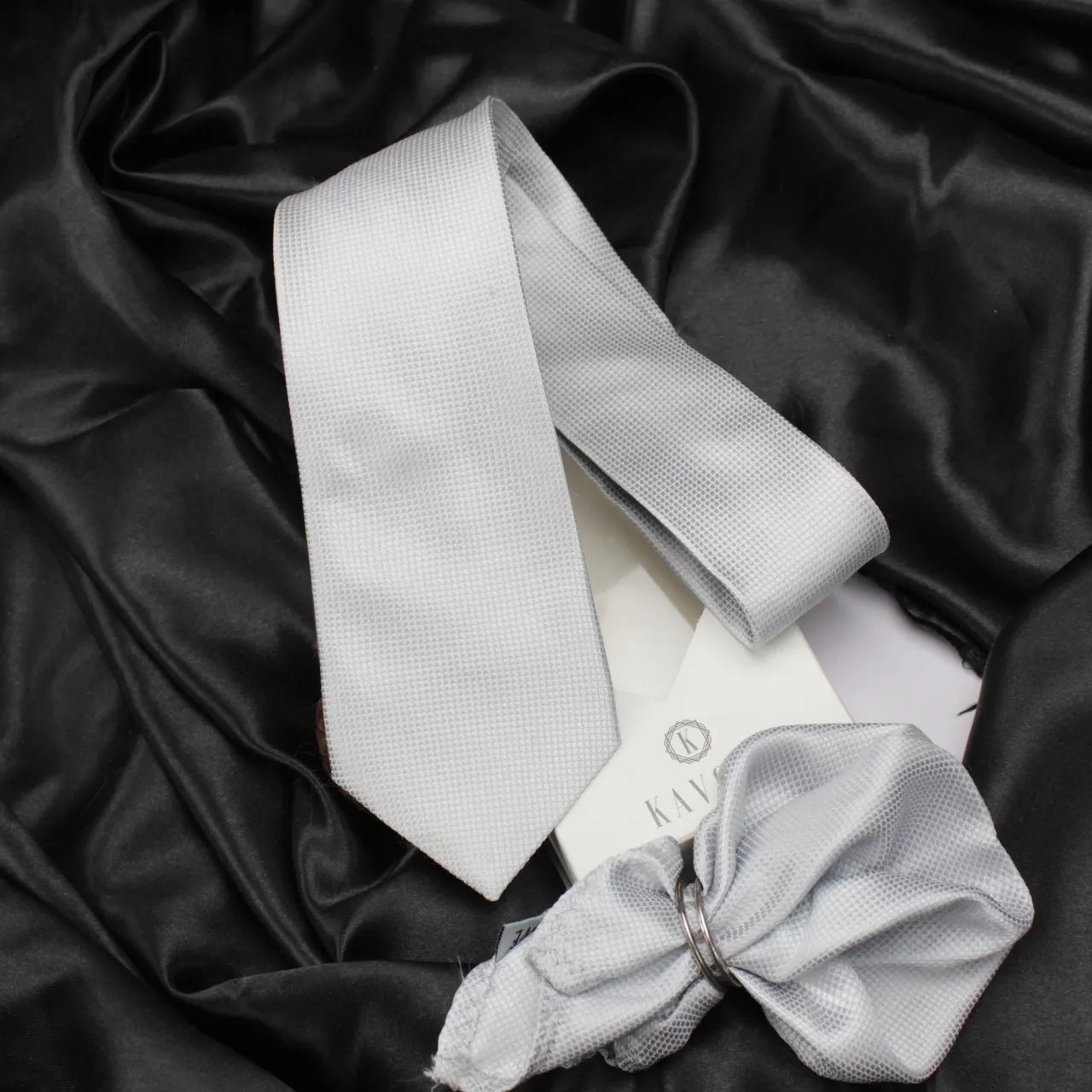 Kovove Grey Checkered Necktie and Pocket Square Gift Box