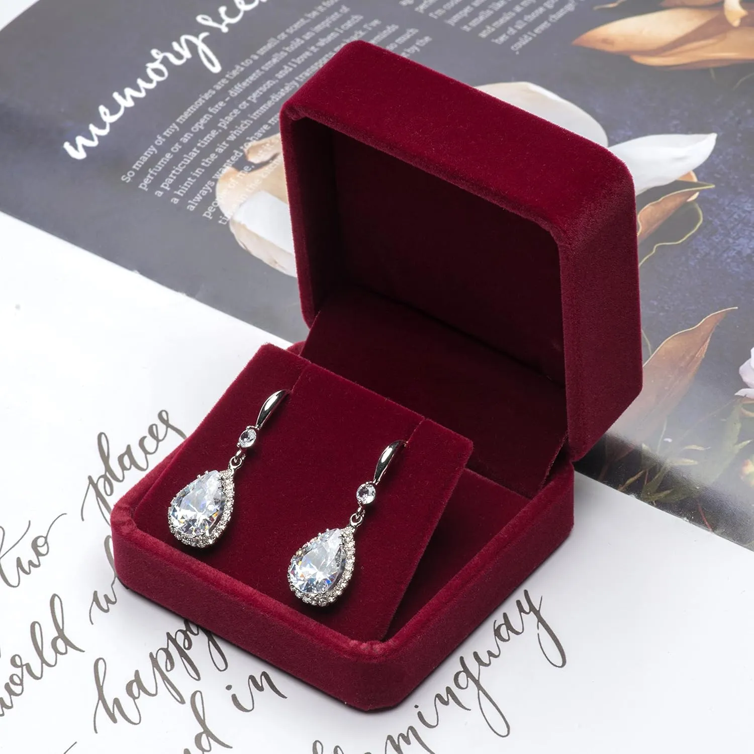 Velvet Earring Gift Boxes Jewelry Box (Red)
